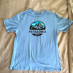 🏔🥾 Men’s Patagonia T-Shirt 🥾🏔